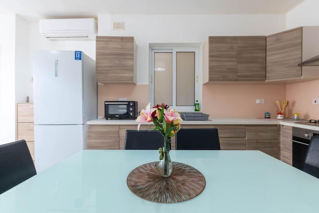 Cozy Apartment, Close To The Sea C4 St. Paul's Bay Exterior foto